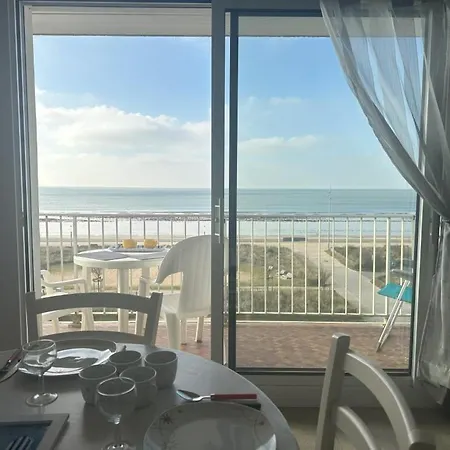 Notre-dame-de-monts: 26m² Pour 4 Avec Vue Sur Et Parking - Fr-1-540-310 * נוטרדאם-דו-מונט